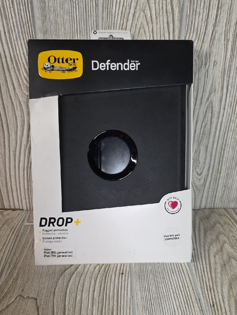 OtterBox Defender Series Rugged Case for 7th, 8th, 9th Generation iPad NEW